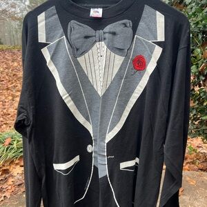 1980 Fruit of the Loom iconic tuxedo shirt